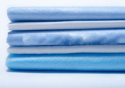 Современные нетканые материалы для изготовления одноразового белья. Характеристики и отличия.